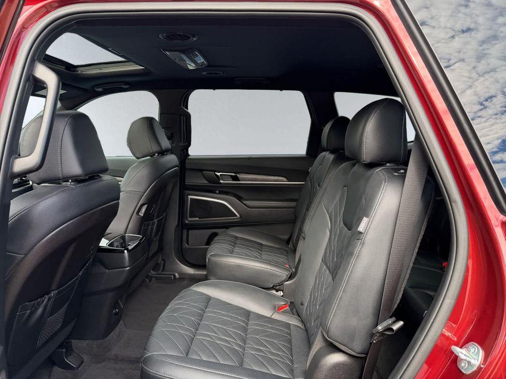 used 2024 Kia Telluride car, priced at $40,467