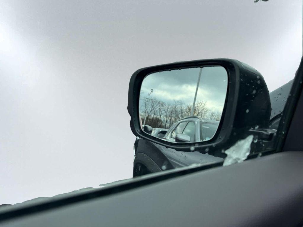 new 2025 Honda Pilot car, priced at $51,095