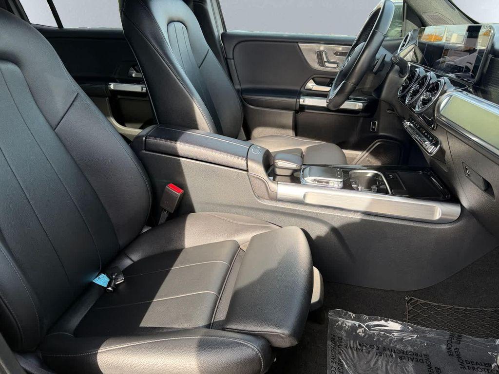 used 2020 Mercedes-Benz GLB 250 car, priced at $21,968