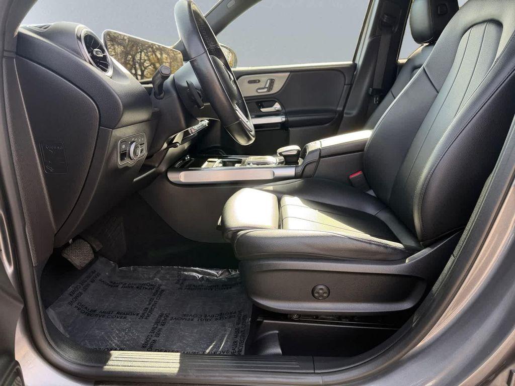used 2020 Mercedes-Benz GLB 250 car, priced at $21,968
