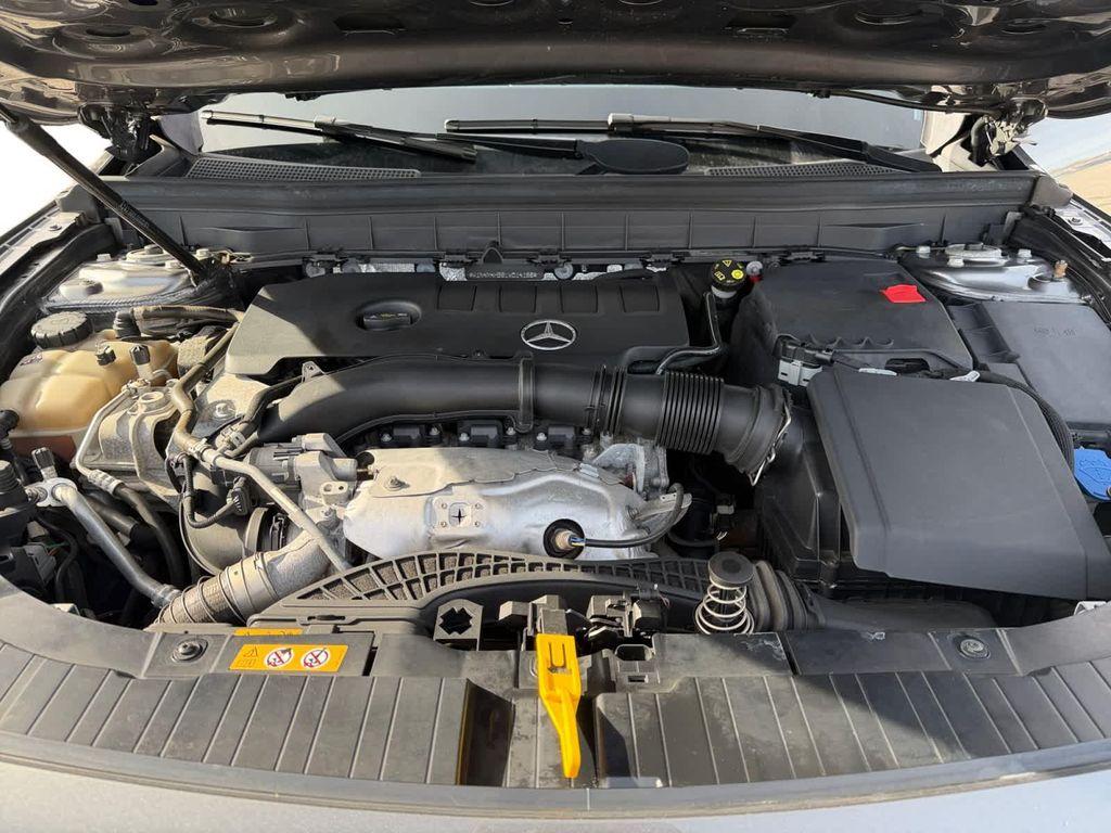 used 2020 Mercedes-Benz GLB 250 car, priced at $21,968