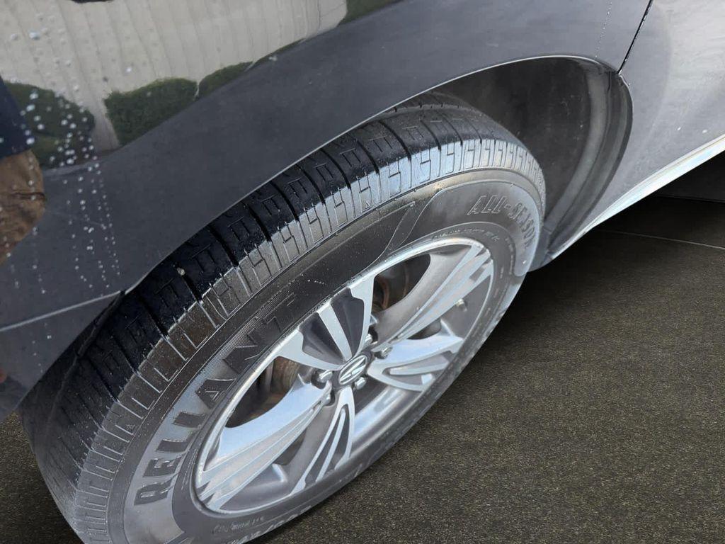 used 2018 Acura MDX car, priced at $13,488