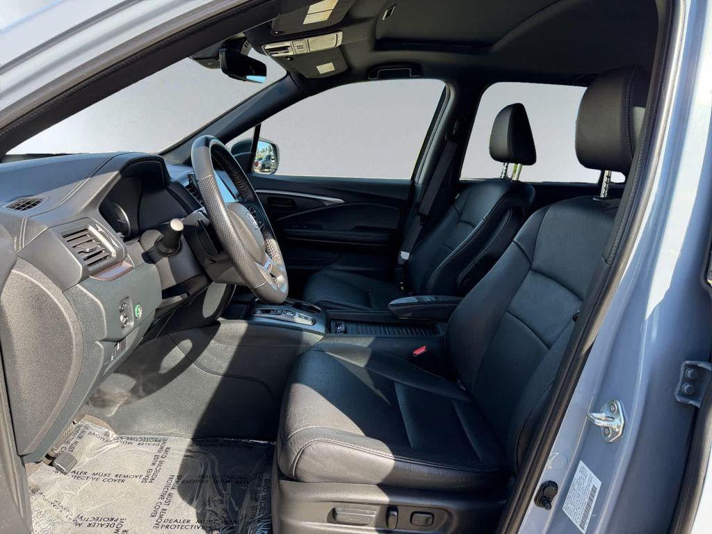 used 2023 Honda Passport car, priced at $34,087