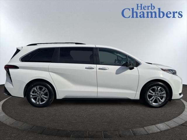 used 2022 Toyota Sienna car, priced at $47,588