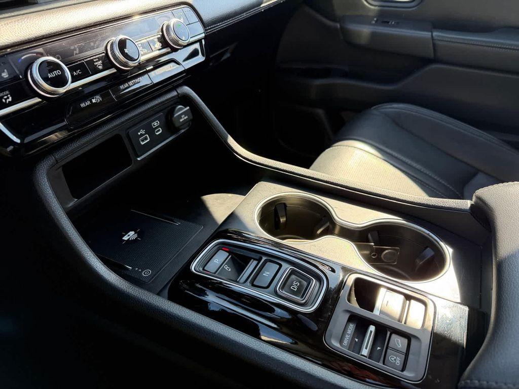used 2023 Honda Pilot car, priced at $44,857