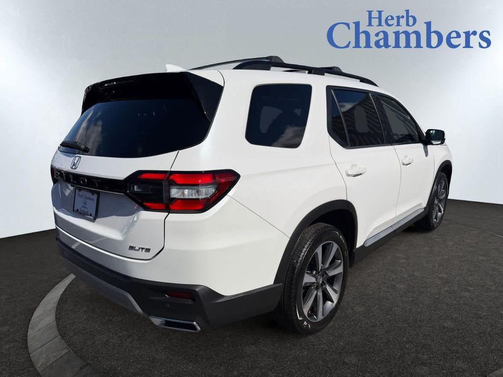 used 2023 Honda Pilot car, priced at $44,857