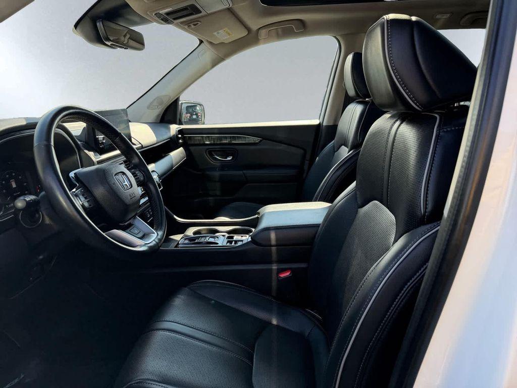 used 2023 Honda Pilot car, priced at $44,857