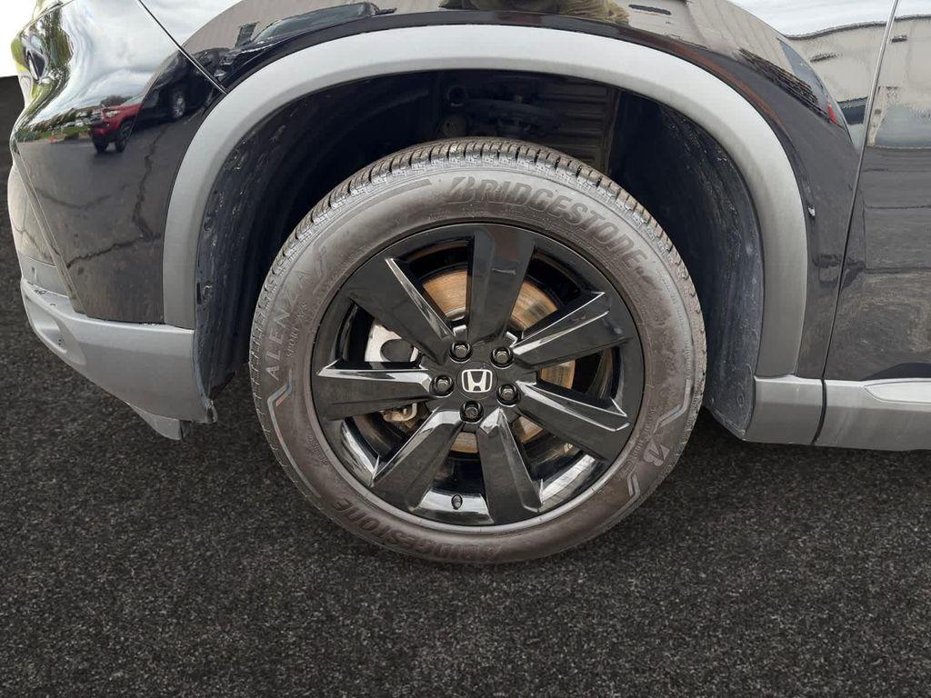 used 2025 Honda Pilot car, priced at $48,467