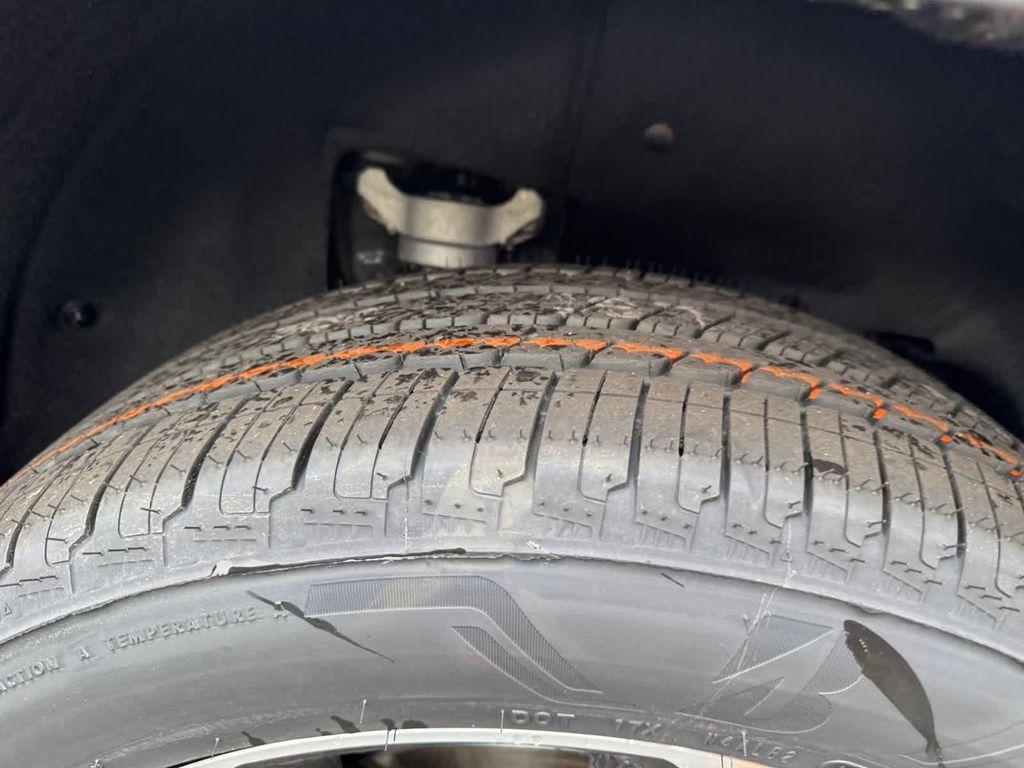 new 2025 Honda Pilot car, priced at $54,575