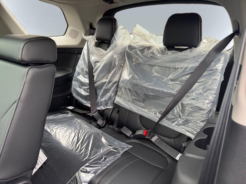 new 2025 Honda Pilot car, priced at $54,575