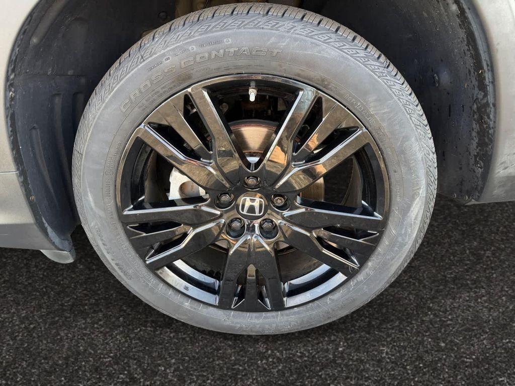 used 2022 Honda Pilot car, priced at $32,887