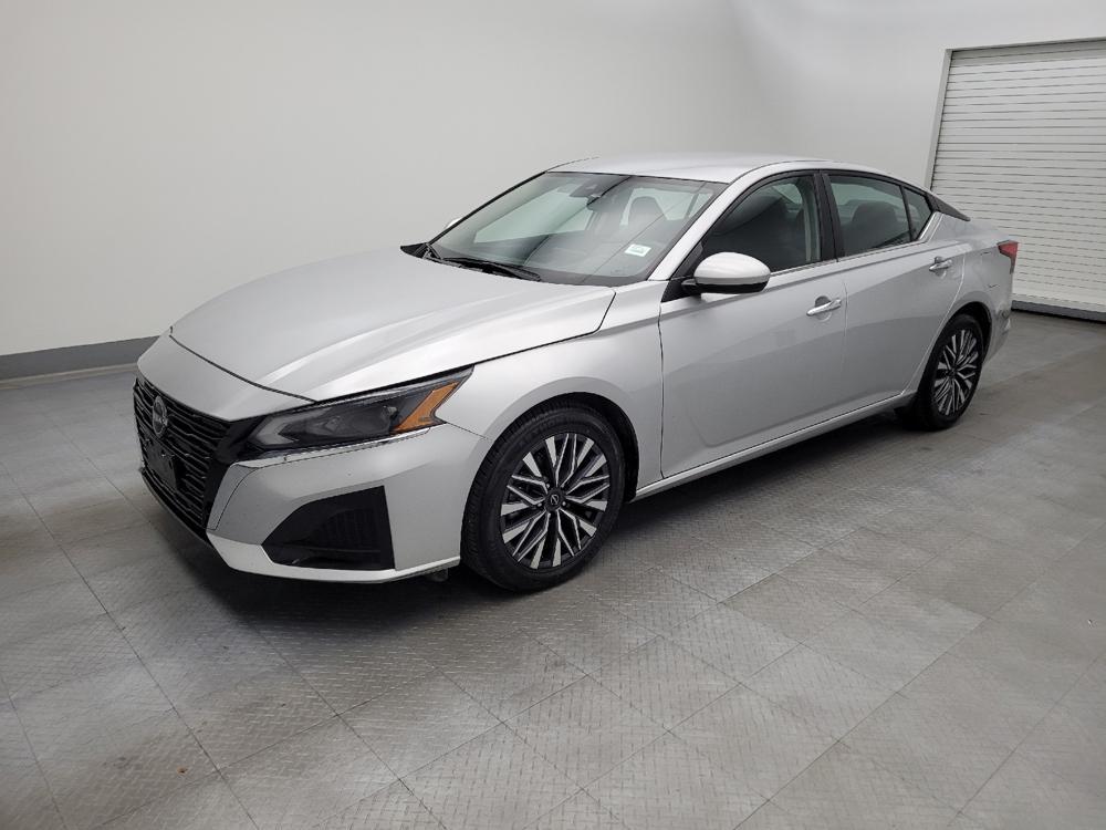 used 2023 Nissan Altima car, priced at $21,095