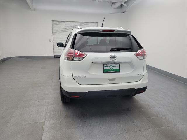 used 2016 Nissan Rogue car, priced at $15,395