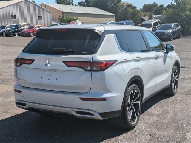 used 2022 Mitsubishi Outlander car, priced at $22,900