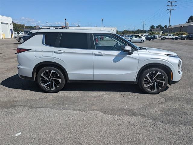 used 2022 Mitsubishi Outlander car, priced at $22,900