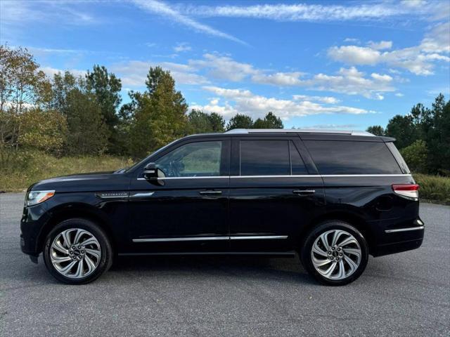 used 2022 Lincoln Navigator car, priced at $50,994