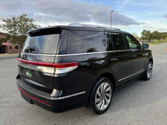 used 2022 Lincoln Navigator car, priced at $50,994