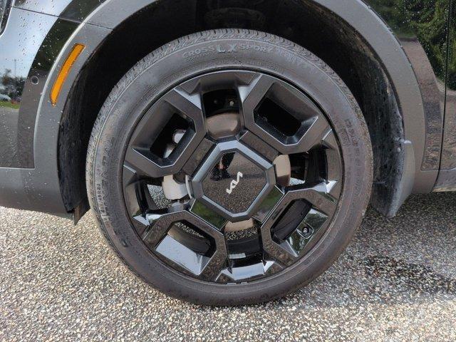 used 2024 Kia Sorento car, priced at $38,377