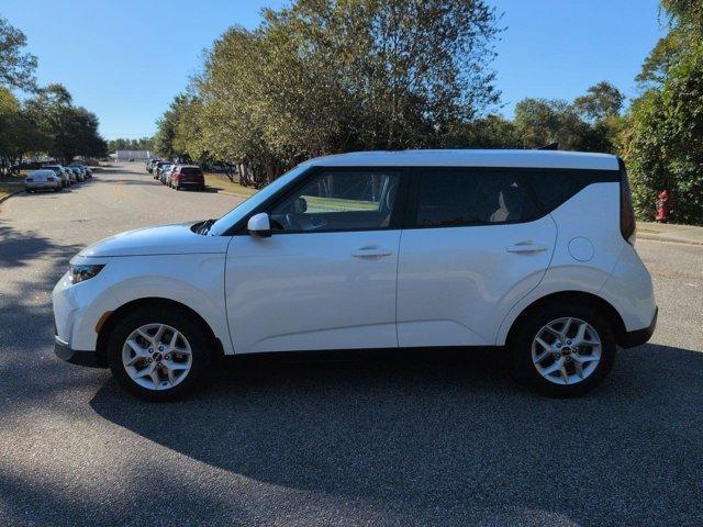 used 2023 Kia Soul car, priced at $20,977