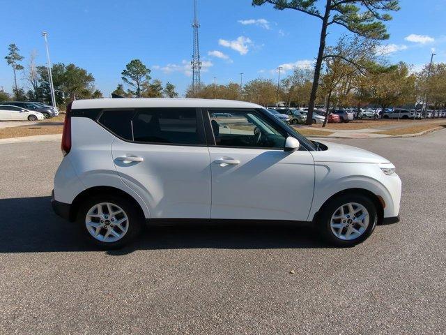 used 2022 Kia Soul car, priced at $17,977