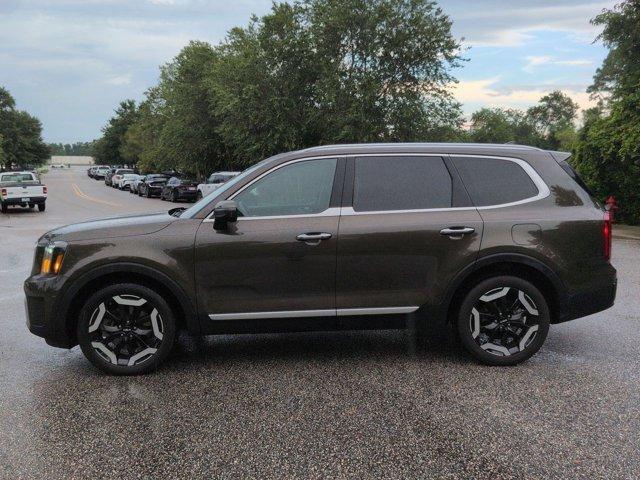 used 2024 Kia Telluride car, priced at $36,977