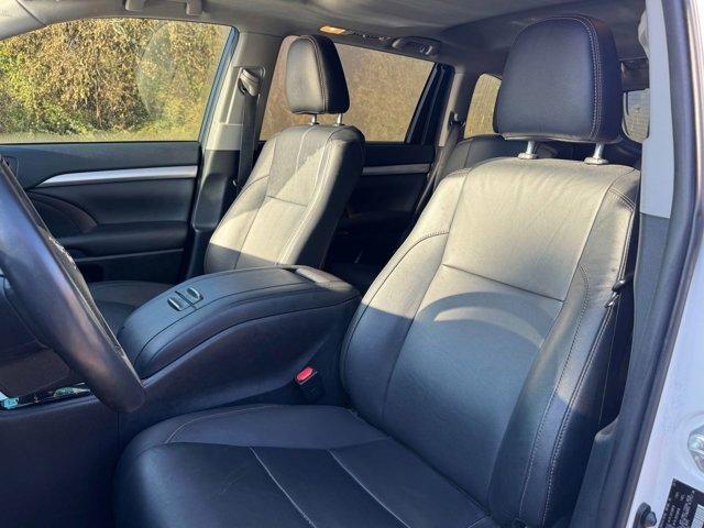 used 2019 Toyota Highlander car, priced at $29,977