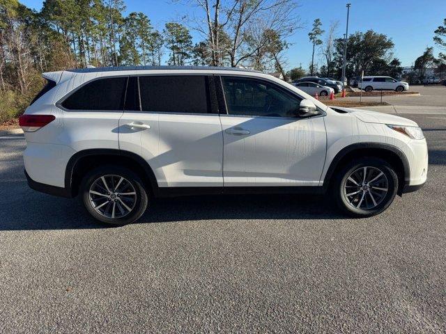 used 2019 Toyota Highlander car, priced at $29,977