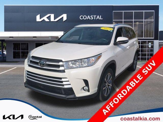 used 2019 Toyota Highlander car, priced at $29,577