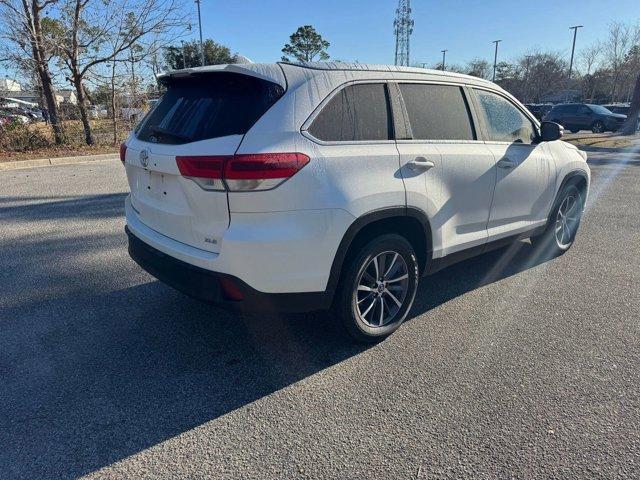 used 2019 Toyota Highlander car, priced at $29,977