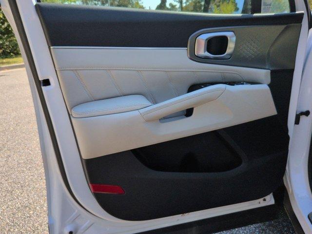 used 2022 Kia Sorento car, priced at $30,977