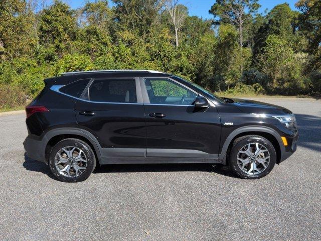 used 2023 Kia Seltos car, priced at $20,677