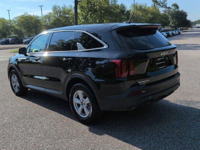 used 2023 Kia Sorento car, priced at $24,777