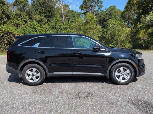 used 2023 Kia Sorento car, priced at $23,277
