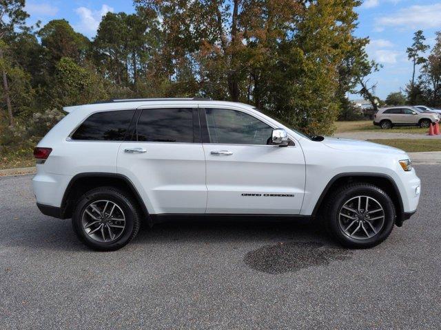 used 2021 Jeep Grand Cherokee car, priced at $22,277
