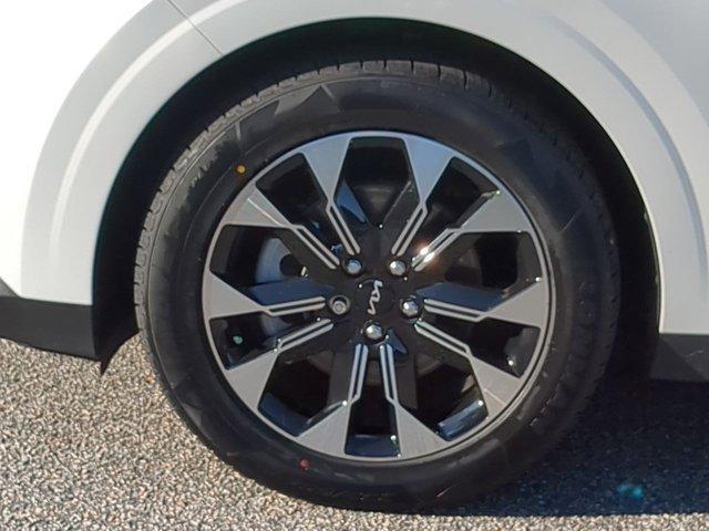 used 2024 Kia Carnival car, priced at $39,977