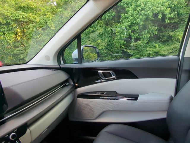 used 2024 Kia Carnival car, priced at $39,977