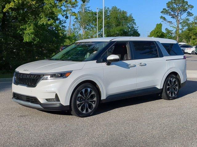 used 2024 Kia Carnival car, priced at $39,977