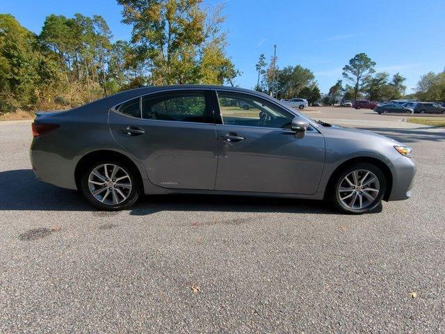 used 2017 Lexus ES 300h car, priced at $18,477