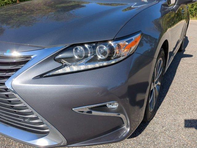 used 2017 Lexus ES 300h car, priced at $18,477