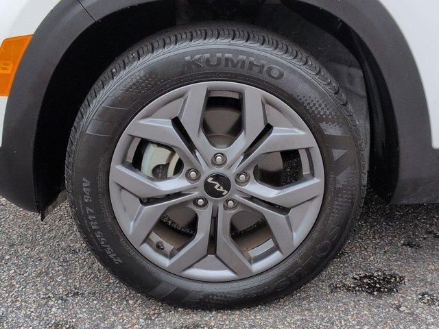 used 2024 Kia Seltos car, priced at $22,877
