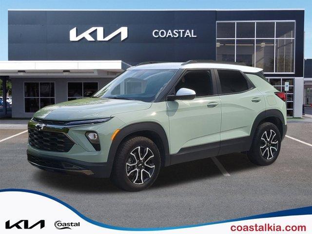 used 2024 Chevrolet TrailBlazer car, priced at $27,577