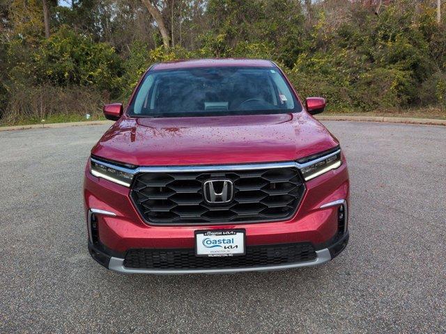used 2025 Honda Pilot car, priced at $41,977