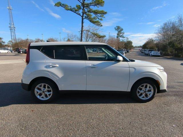 used 2022 Kia Soul car, priced at $19,777