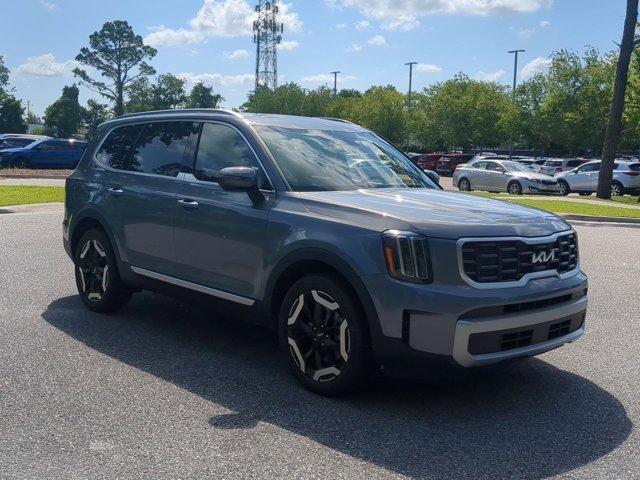 used 2024 Kia Telluride car, priced at $38,777
