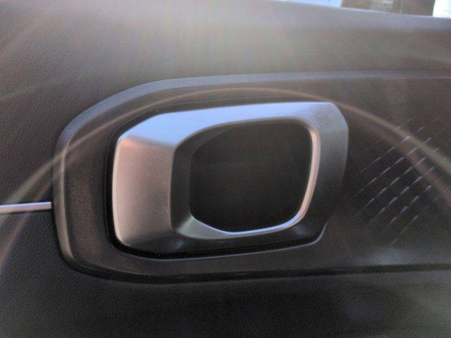 used 2023 Kia Sorento car, priced at $26,577