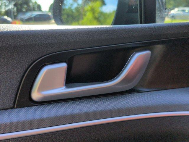 used 2023 Kia K5 car