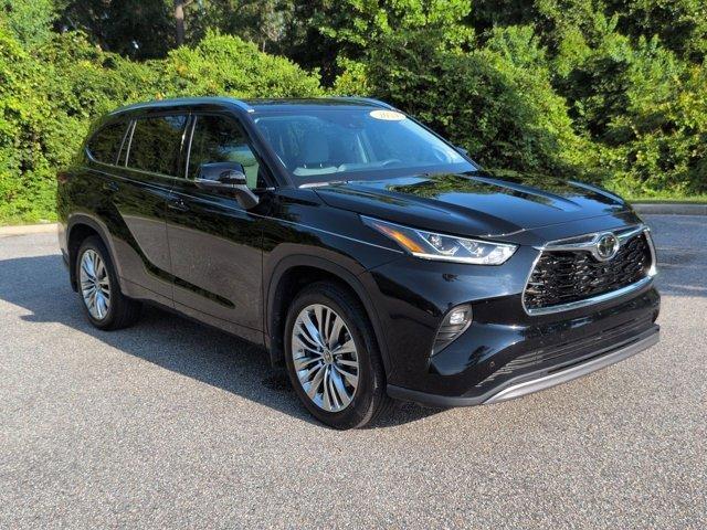 used 2024 Toyota Highlander car, priced at $46,967