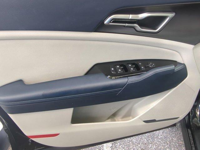used 2023 Kia Sportage Hybrid car, priced at $29,677