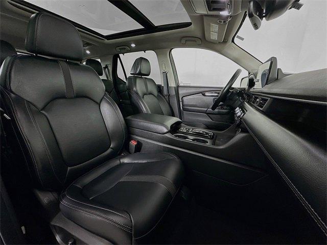 used 2023 Honda Pilot car, priced at $43,100