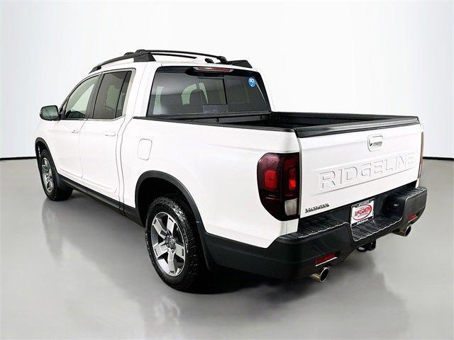 used 2025 Honda Ridgeline car, priced at $38,200